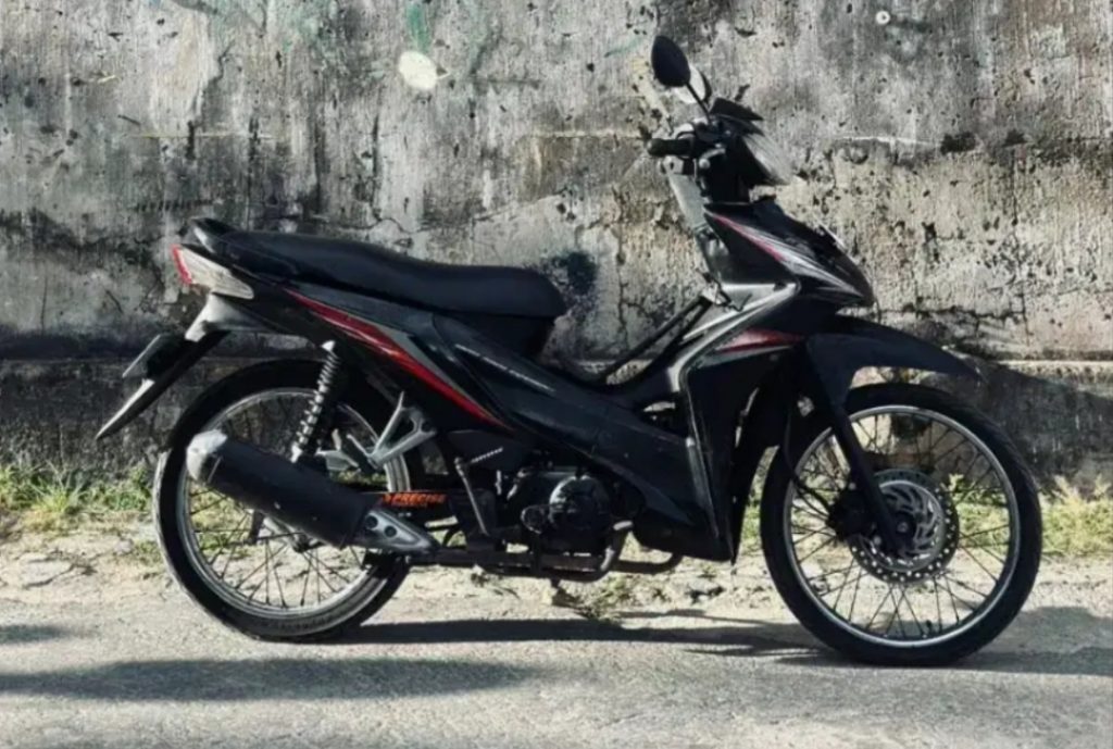 Kelebihan Honda Revo 