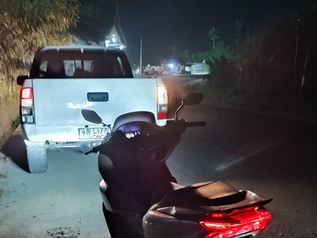 beli double cabin bekas Kalimantan